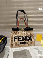 The must-have FENDI straw tote bag for summer◎ i fendi eekaboo x-Tote straw tote bag