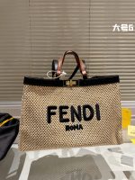 The must-have FENDI straw tote bag for summer◎ i fendi eekaboo x-Tote straw tote bag