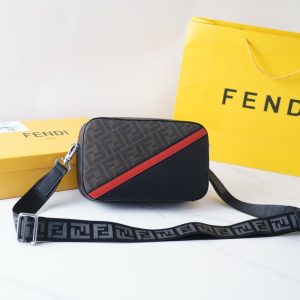 Fendi’s official website synchronizes the high version of the backpack