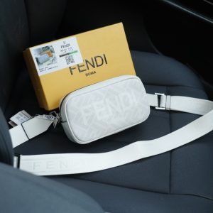 Fendi's official website synchronizes the high version of the backpack