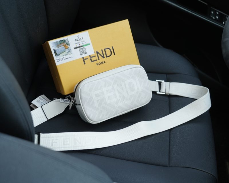 Fendi's official website synchronizes the high version of the backpack