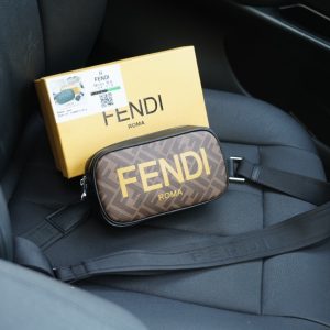 Fendi's official website synchronizes the high version of the backpack