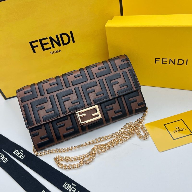 Fendi 621666 Color negro marrón Talla 19*10.5*3.5