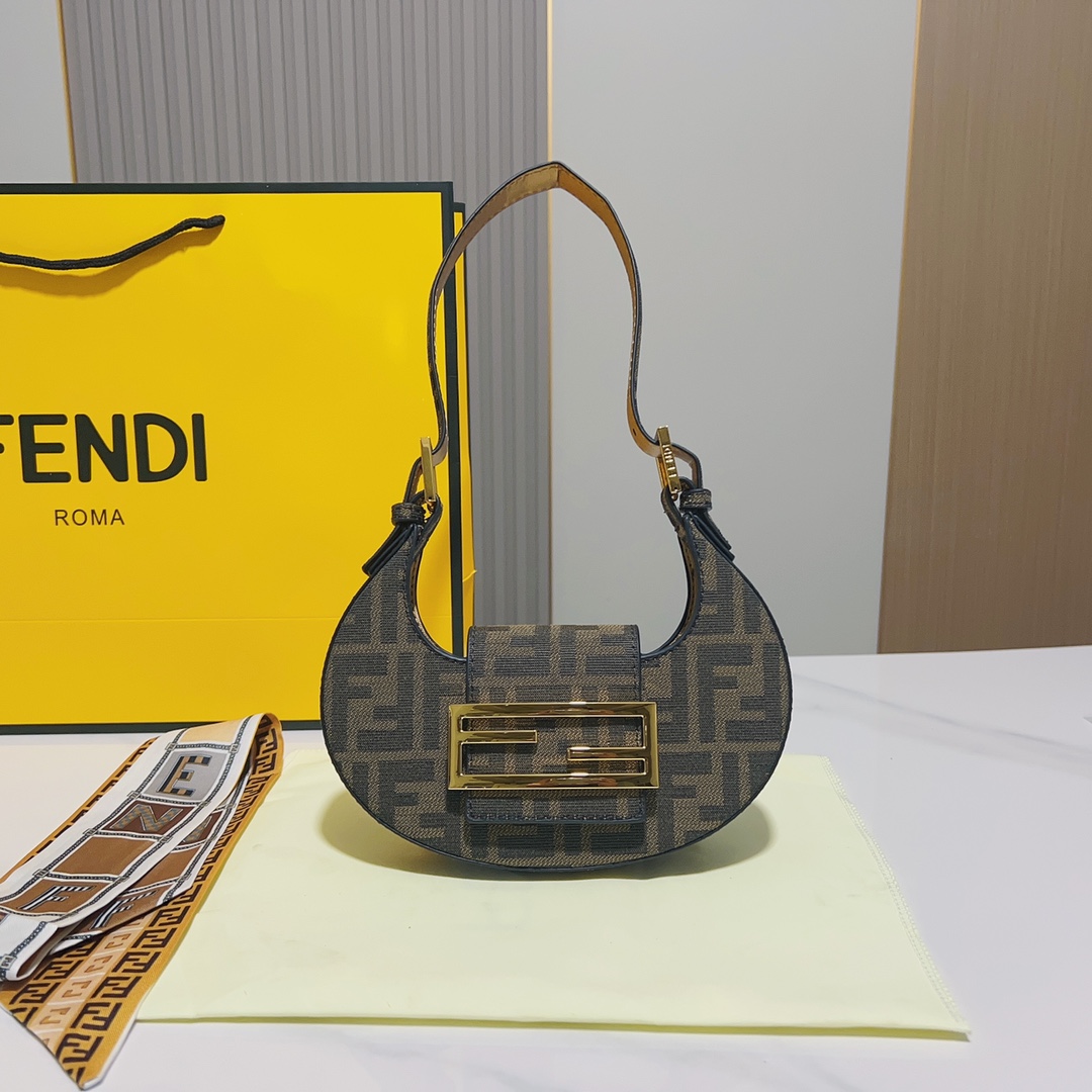 FENDI Presbyopia Moon Croissant?0 Folding Gift Box (Free Ribbon)