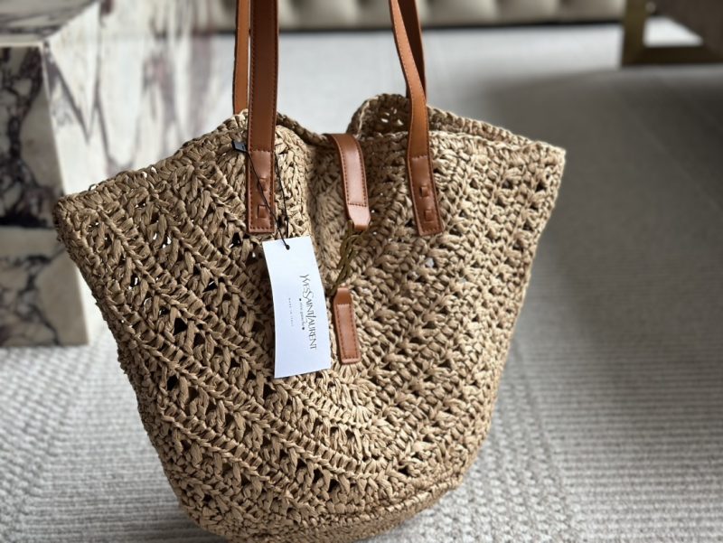 YSL/Yves Saint Laurent This woven shopping bag vegetable basket bag  ️! It’s really popular