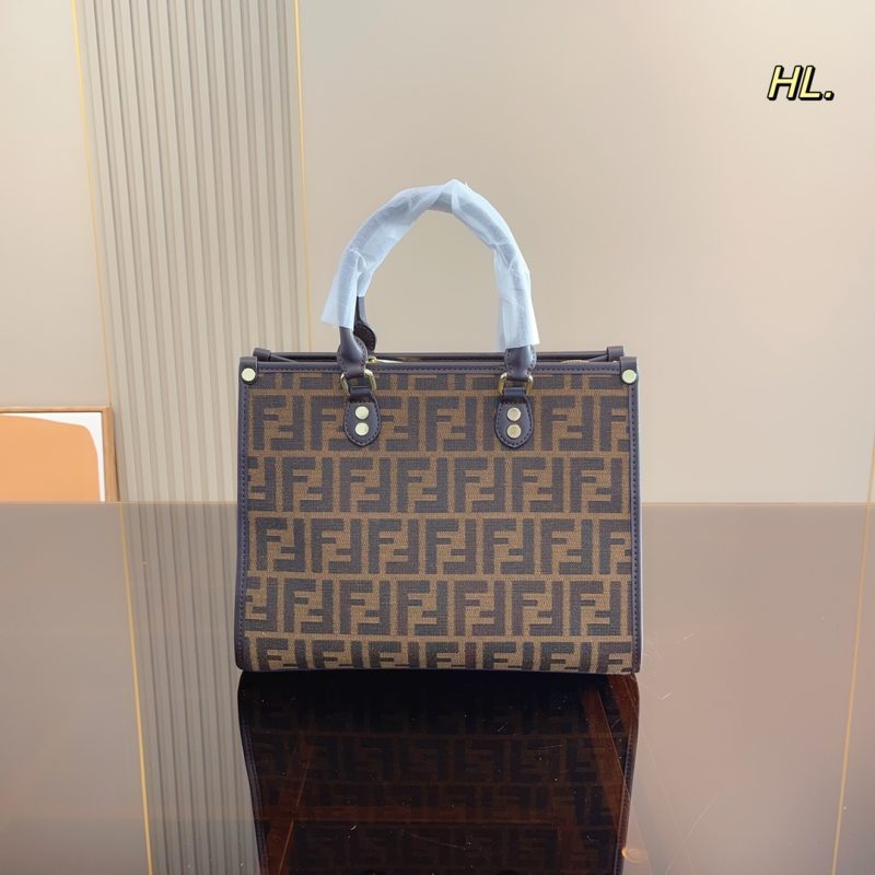 Lv Gucci Dior Coach Fendi presbyopic handbag with shoulder strap