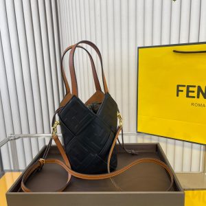 sac à main fendi