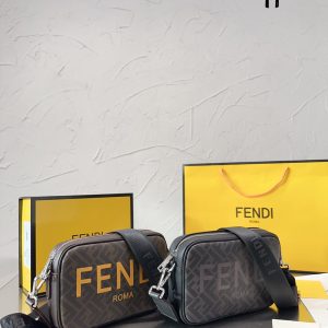 F's Fendi original quality cowhide   single shoulder crossbody men's bag