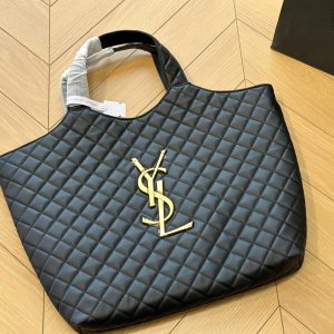 Oversized logo YSL Gaby quilted pattern shopping bag