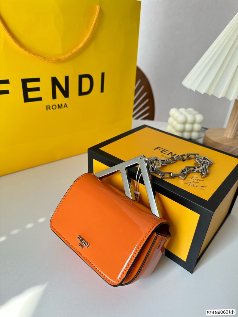 With folding box Fendi handbag FENDI First Sight 2023 spring and summer new handbag