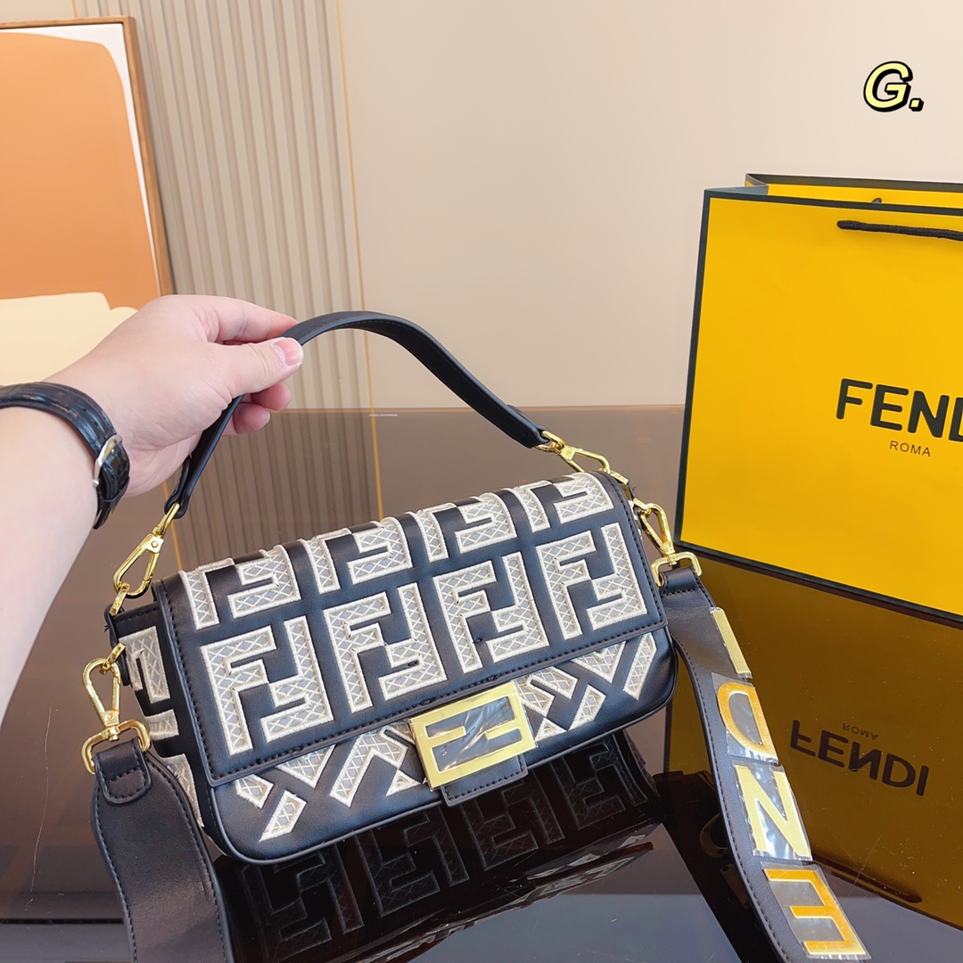 Fendi Baguette FF baguette bag