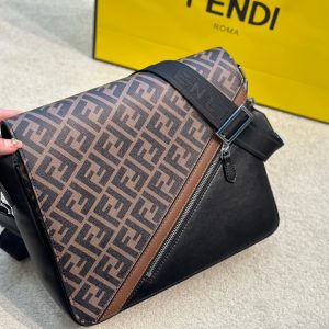 fendi shoulder bag