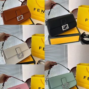 Fendi baguette bag with diamond buckle with folding box. In the 2023 Fashion Week street photography