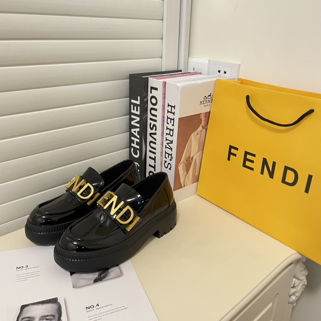 Look for this version: 170NDI Fendi 2023 early spring new style