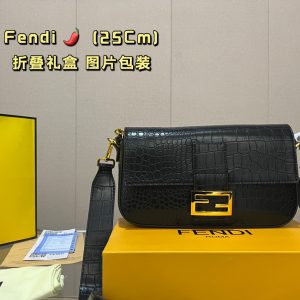 Fendi Fendi crocodile pattern baguette