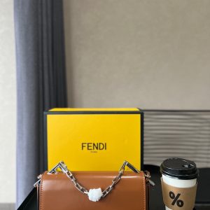 With folding box Fendi FENDI First Sight 2023 spring and summer new handbag