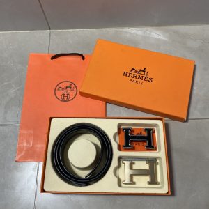 Hermès boutique model   [☆Double-button gift box set including gift box] available at counters · Hermès   genuine products on sale at counters · This model is made of first-layer cowhide · Detailed oil edges