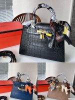 Comes with box Hermes crocodile pattern Kelly bag~