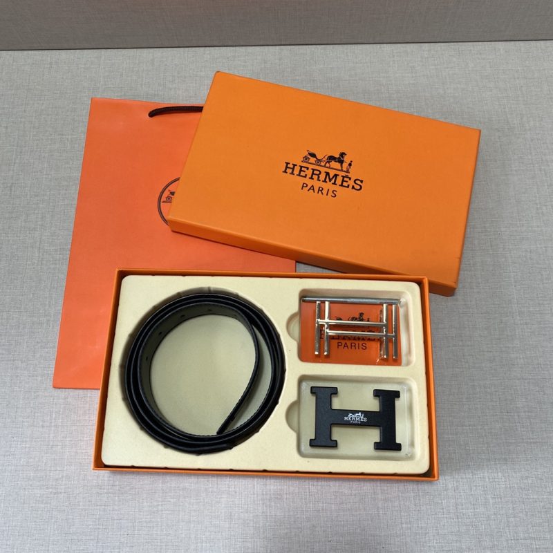 Hermès boutique model   [☆Double-button gift box set including gift box] available at counters · Hermès   genuine products on sale at counters · This model is made of first-layer cowhide · Detailed oil edges