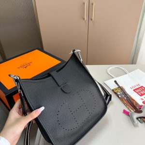 Hermas Evelyne Hermès' most affordable bag