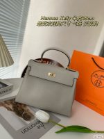 Comes with foldable airplane case Hermes pure leather Kelly bag~