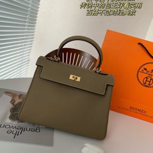 Comes with foldable airplane case Hermes pure leather Kelly bag~