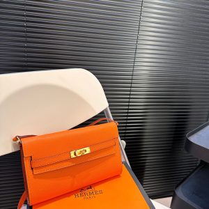 Mit Faltschachtel Hermès Kelly Clutch