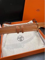 o H cinturón con hebilla esmaltada Hermès nuevo modelo