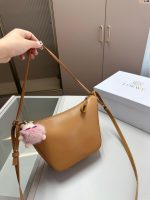 Loewe hobo underarm bag 70