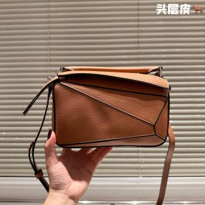 Imported first-layer cowhide ewe new model display Loewe geometric bag