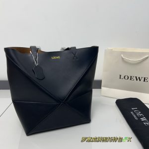 (With box⚠️) LOEWE puzzle tote bag