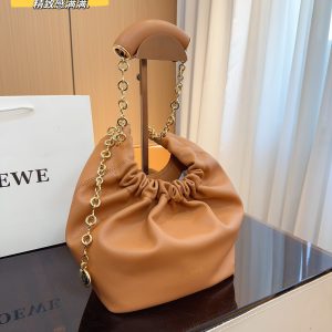 LOEWE Squeeze armpit bag