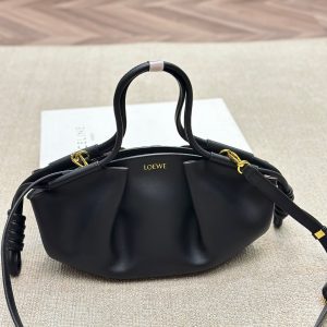 Imported first-layer cowhide ewe new model display Loewe dumpling bag croissant