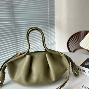 Recommended/pure leather Loewe aseo bag