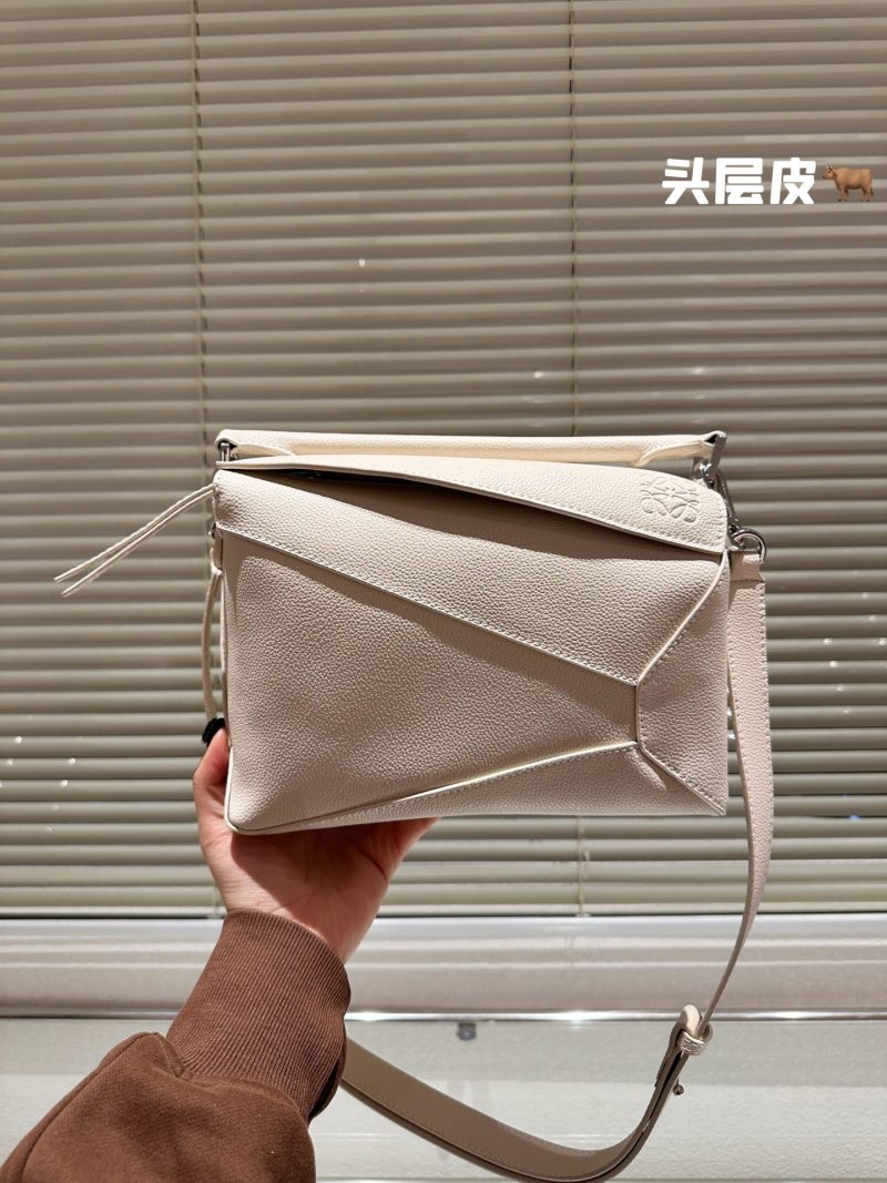 Imported first-layer cowhide ewe new model display Loewe geometric bag