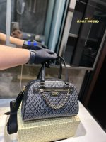 Replica Michael Kors Bag