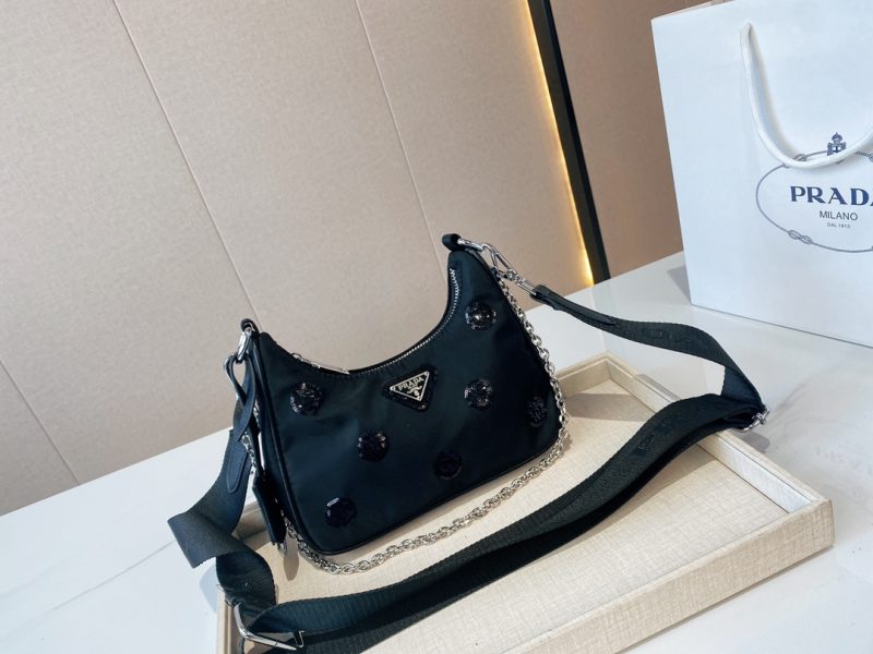 Small Prada three-in-one Internet celebrity same style portable crossbody waist bag multi-purpose PRADA hot model original development [strong] [strong] summer hot model beautiful [Lightning] [Lightning] Love [color] [color] original washed cloth feels very good Exclusive silk screen logo