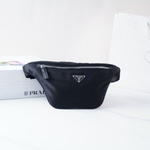 Prada official website sync high version waist bag timeless iconic product non-market ordinary version PRADA’s favorite styles this year all real photos very practical no need to worry about dressing at all Comes with gift box packaging