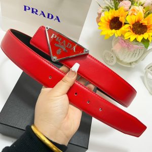 Réplique de la ceinture Prada