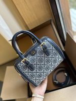 Replica Tory Burch Bag