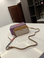 Replica Tory Burch Bag