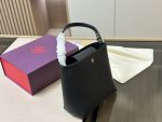 Replica Tory Burch Bag