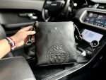 High-end goods‼ ️The new "Versace" shoulder bag is made of original first-layer cowhide fabric It has an iPad compartment inside