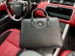 High-end goods‼ ️ The new "Versace" briefcase is made of original first-layer textured cowhide fabric  It has a computer compartment inside