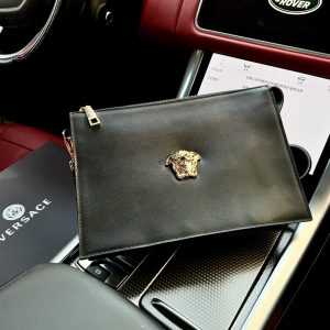 Produits haut de gamme‼ ️La dernière pochette de Versace