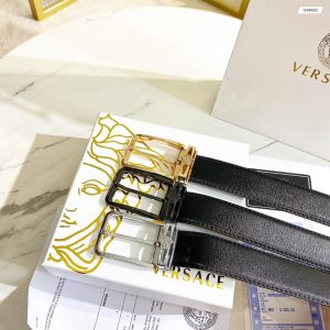 Versace  Exquisite buckles