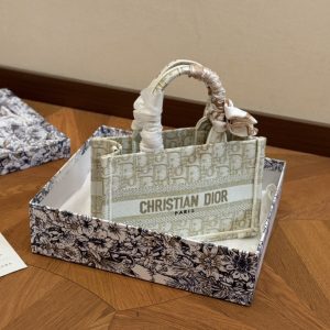 Replica della borsa Dior