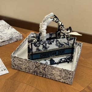 Replica della borsa Dior