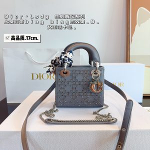 Replica della borsa Dior