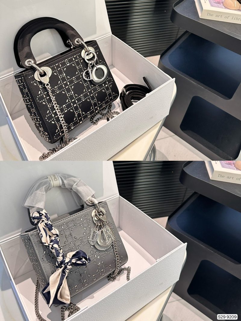 Replica della borsa Dior